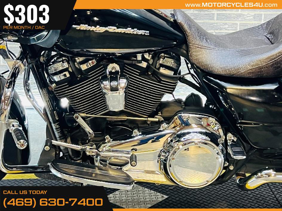 Road Glide®
