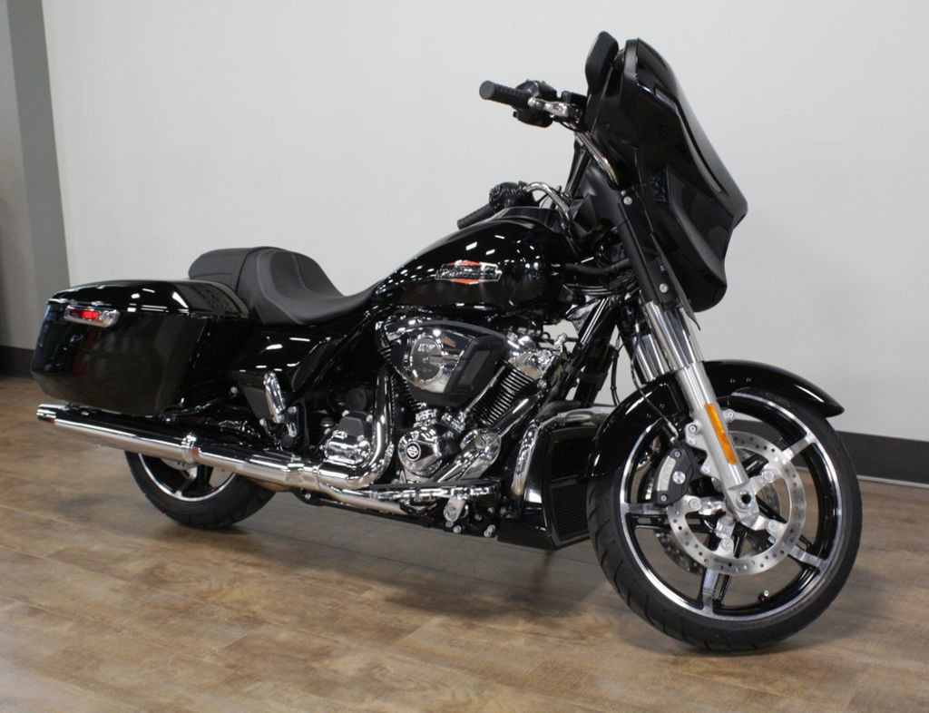 Street Glide®