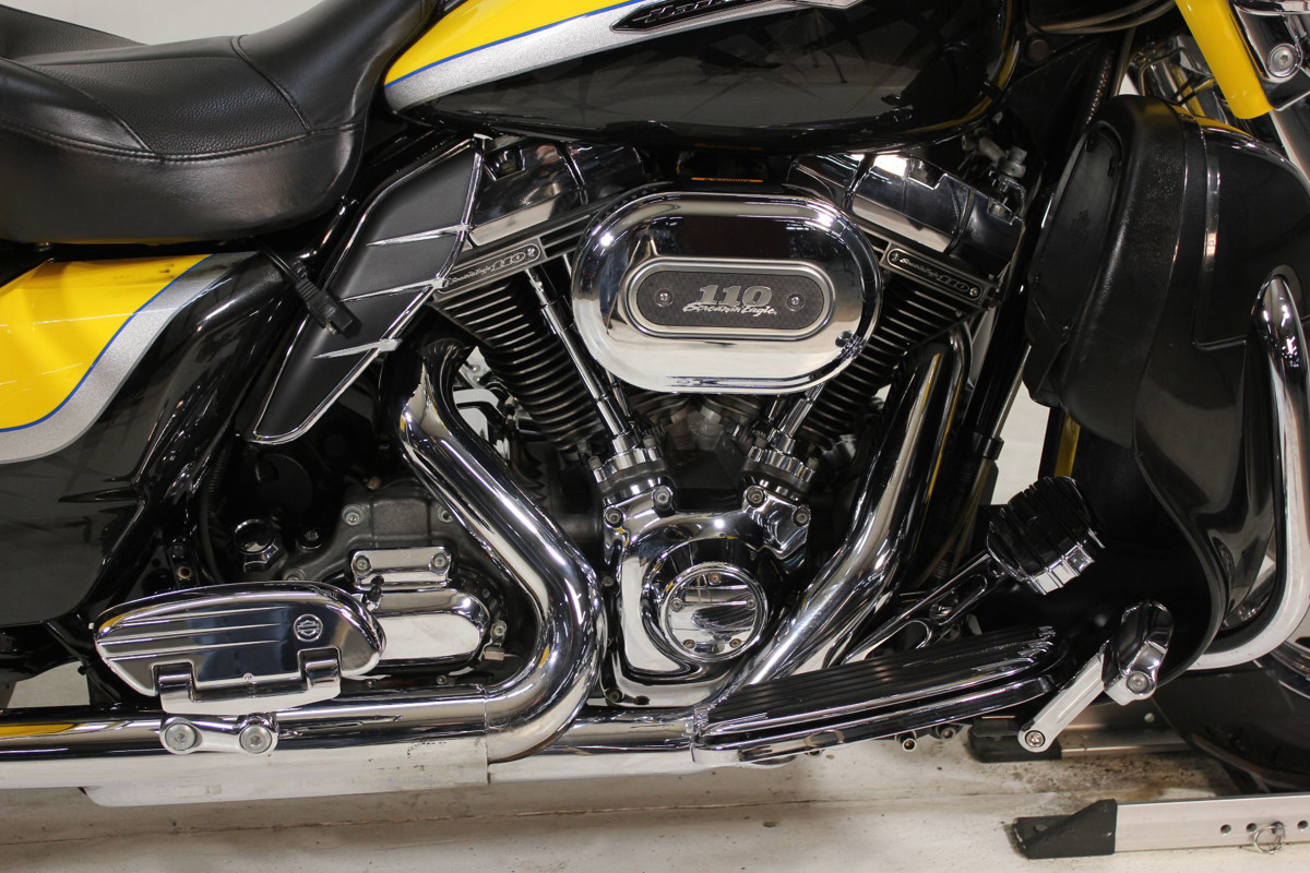CVO® Ultra Classic® Electra Glide®