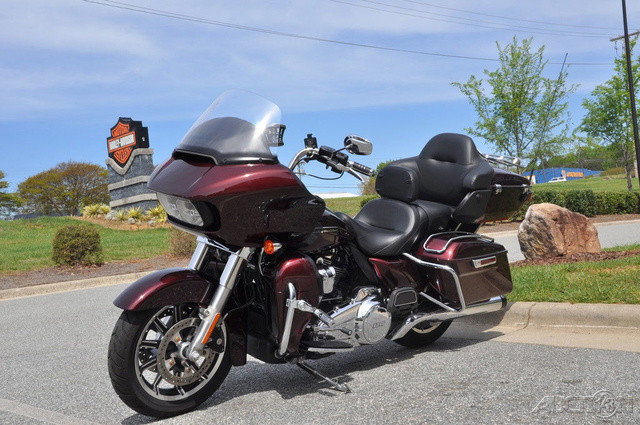 Road Glide® Ultra
