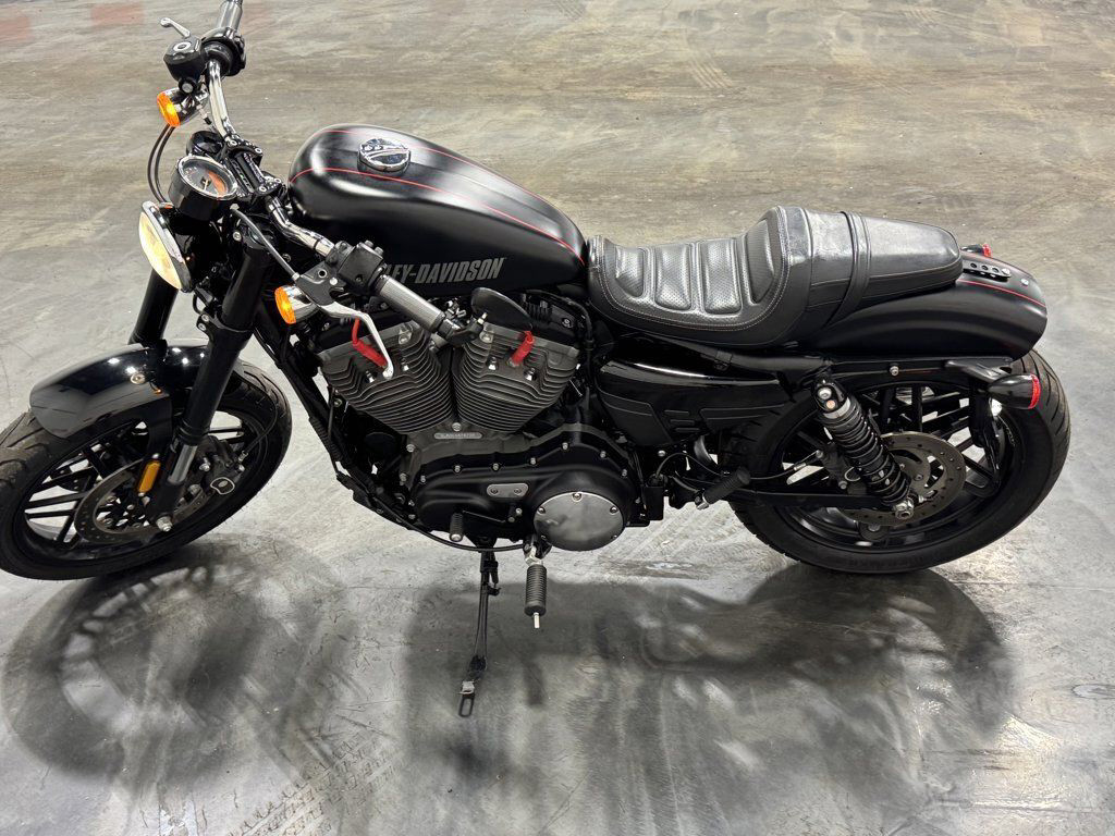 Sportster® Roadster®
