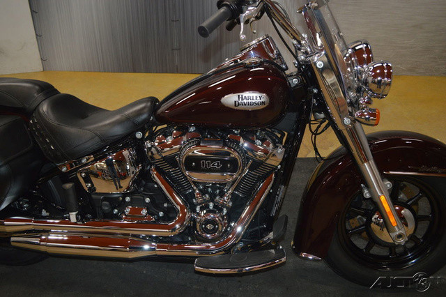 Heritage Classic 114