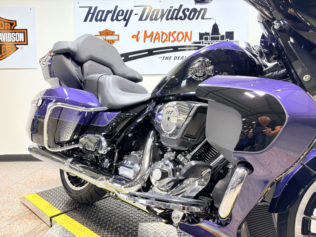 Street Glide® Limited