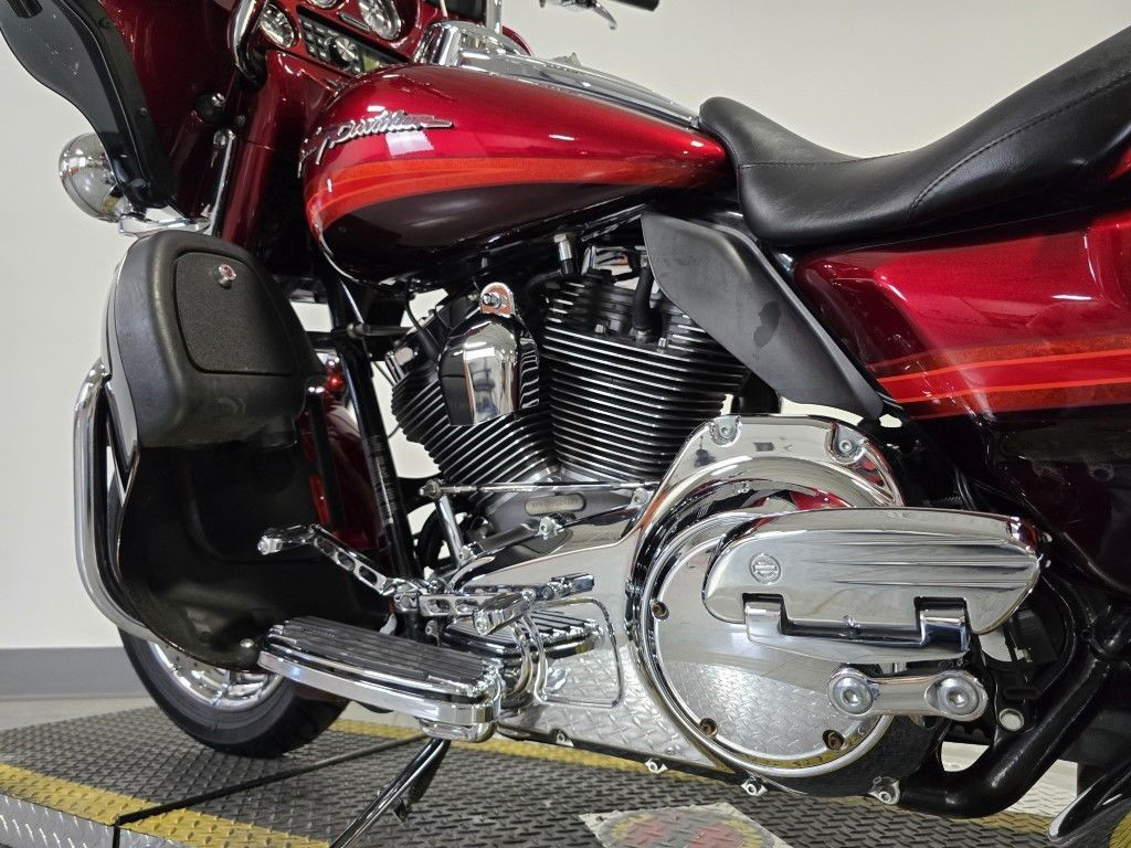 CVO® Ultra Classic® Electra Glide®