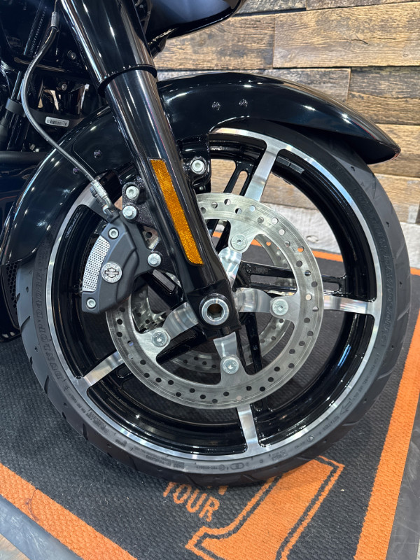 Road Glide®