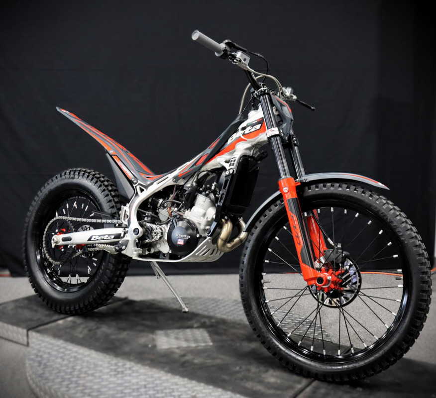 1390 Super Duke R