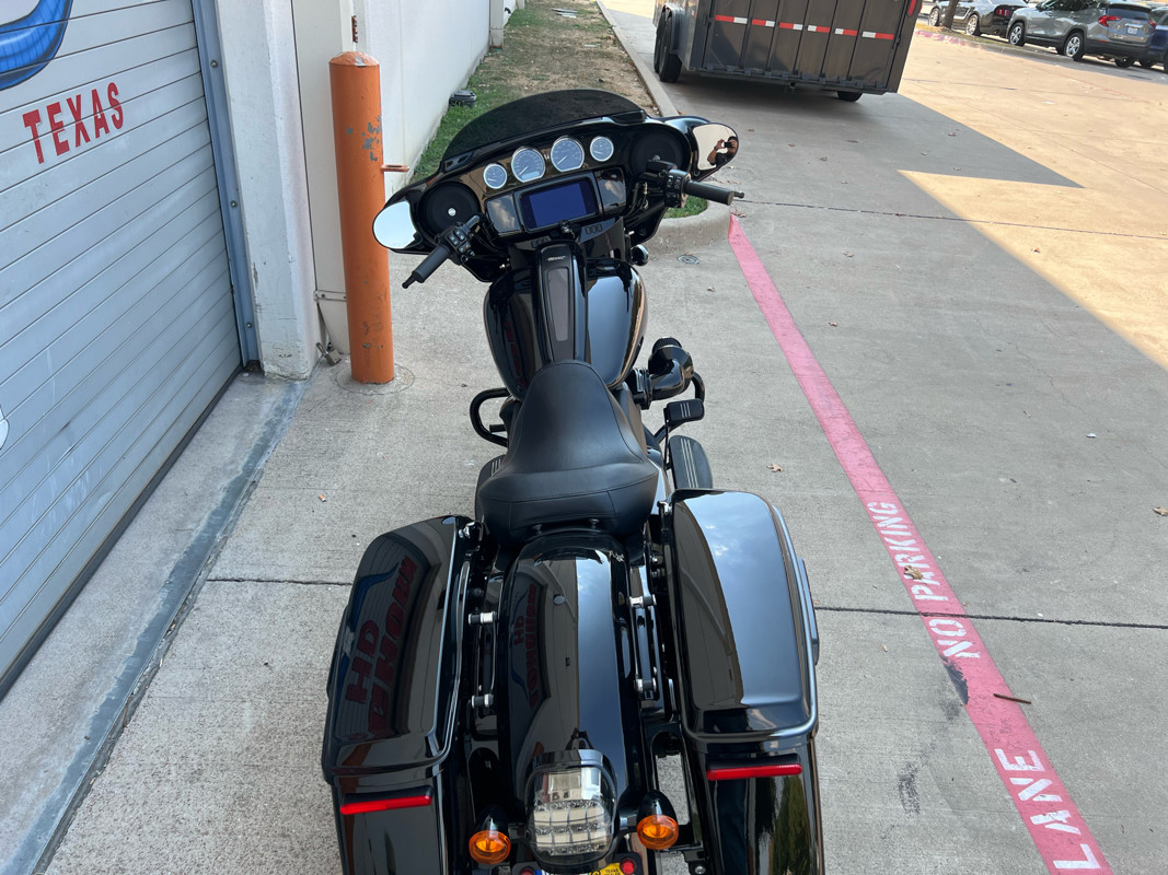 Street Glide® ST