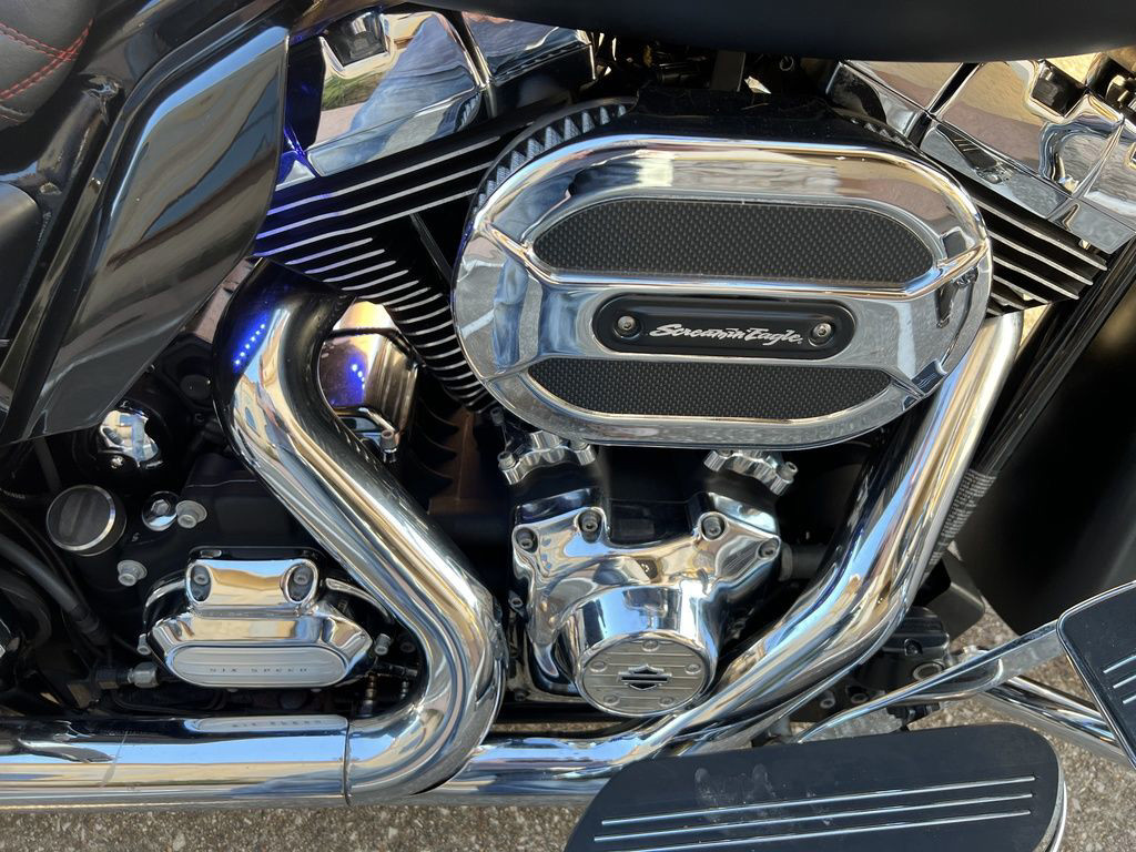 Road Glide® Custom