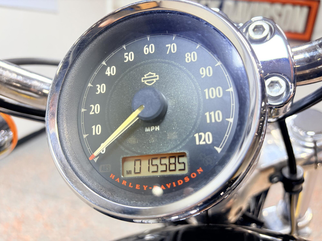 Sportster® 1200 Custom