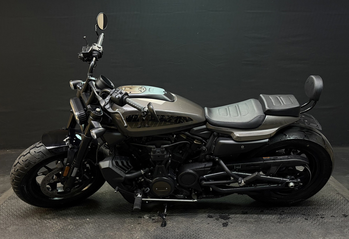 Sportster® S