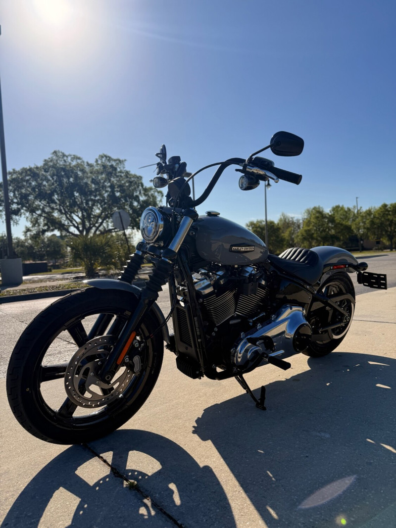 Street Bob®