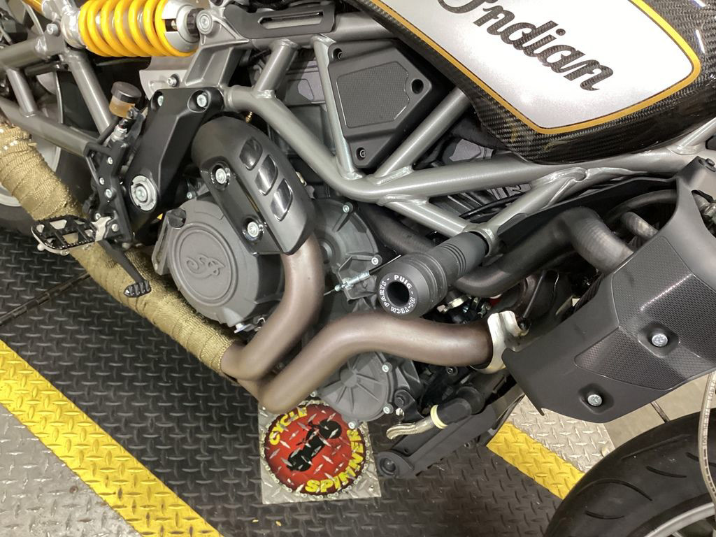 FTR 1200 R Carbon