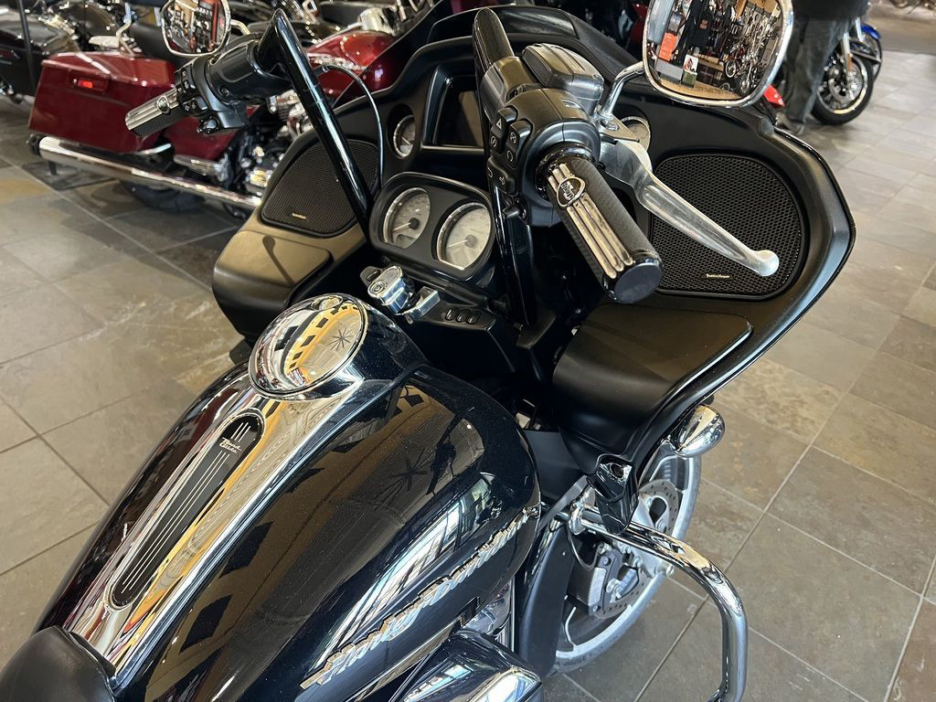 Road Glide®