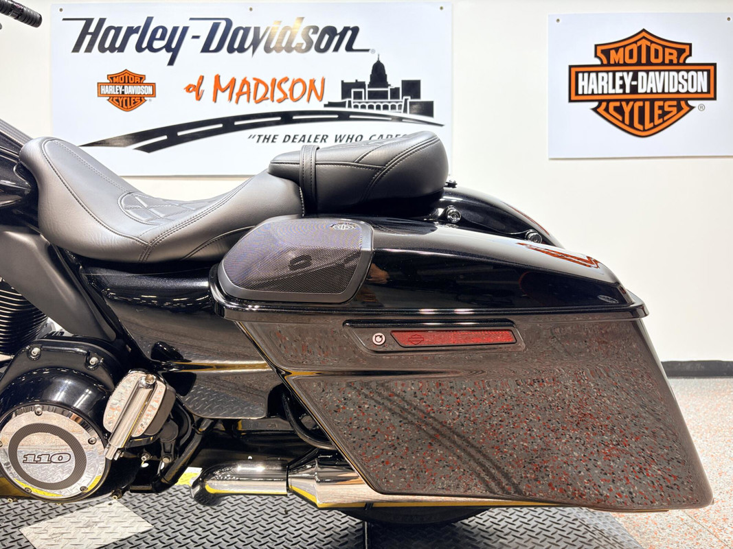 CVO® Street Glide®