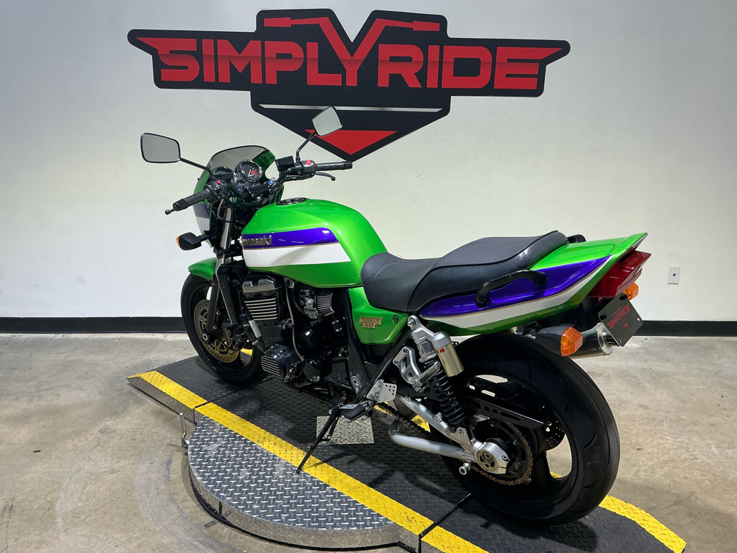ZRX1100