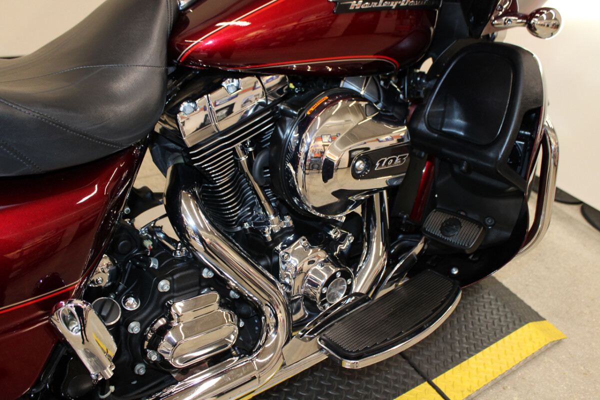 Road Glide® Ultra