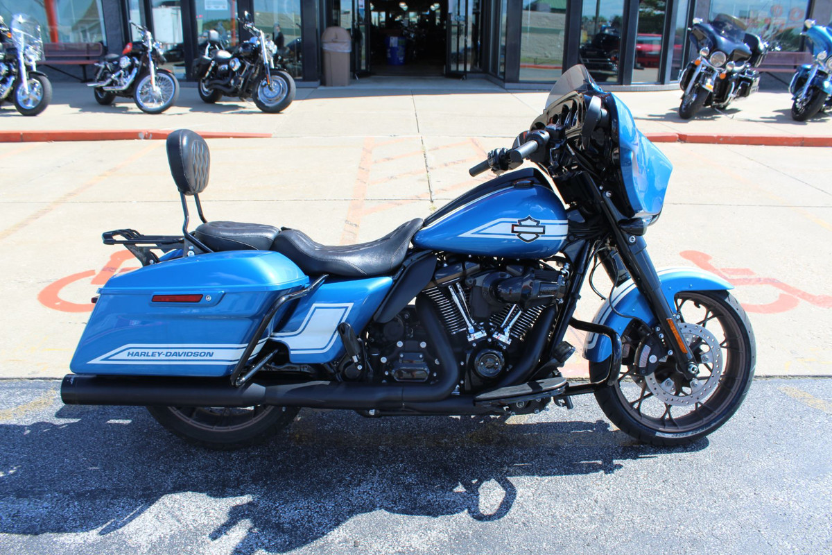 Street Glide® ST