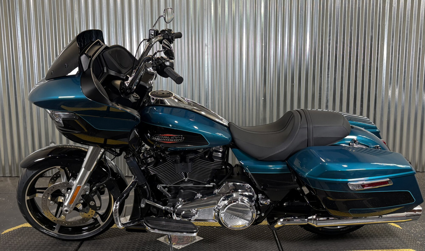 Road Glide®