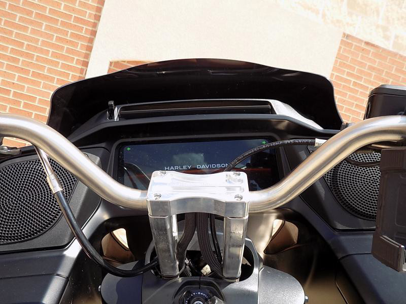 Road Glide®