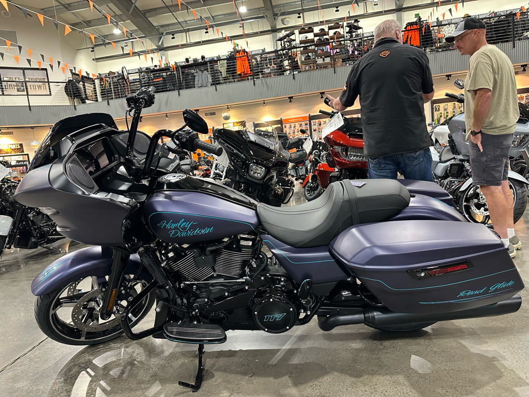Road Glide®