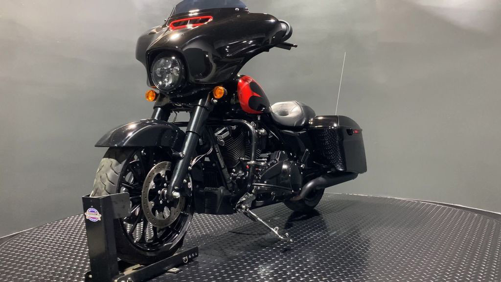 Street Glide® Special