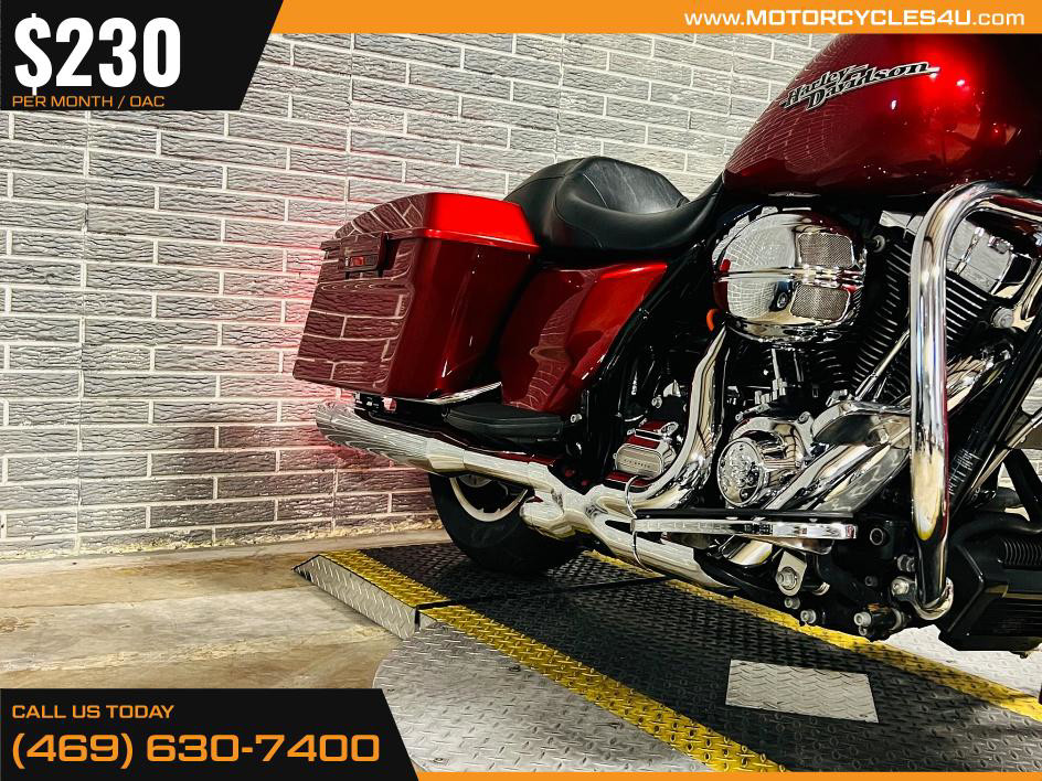 Street Glide®