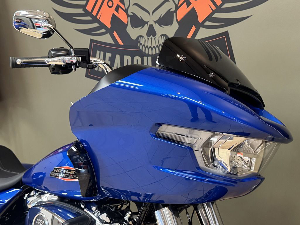 Road Glide®