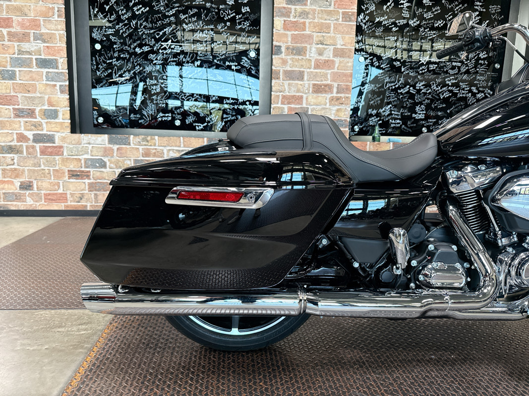 Road Glide®