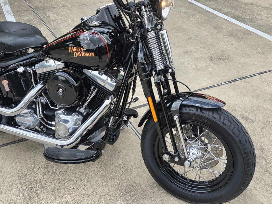 Softail® Cross Bones®