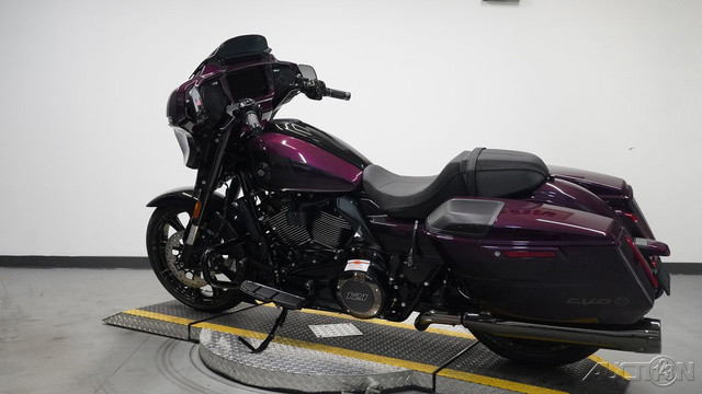 CVO® Street Glide®