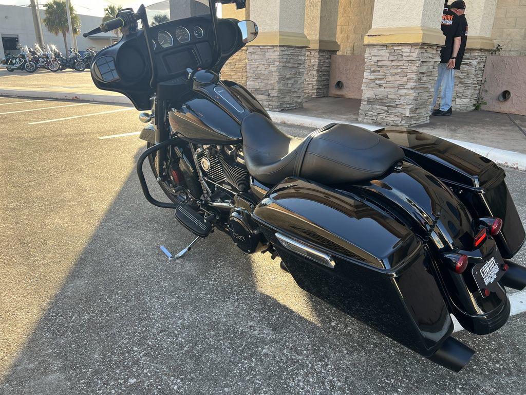 Street Glide® Special