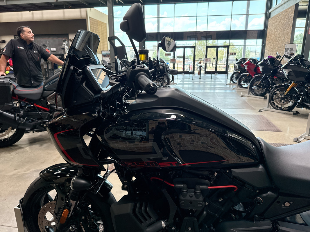 Pan America® 1250 ST