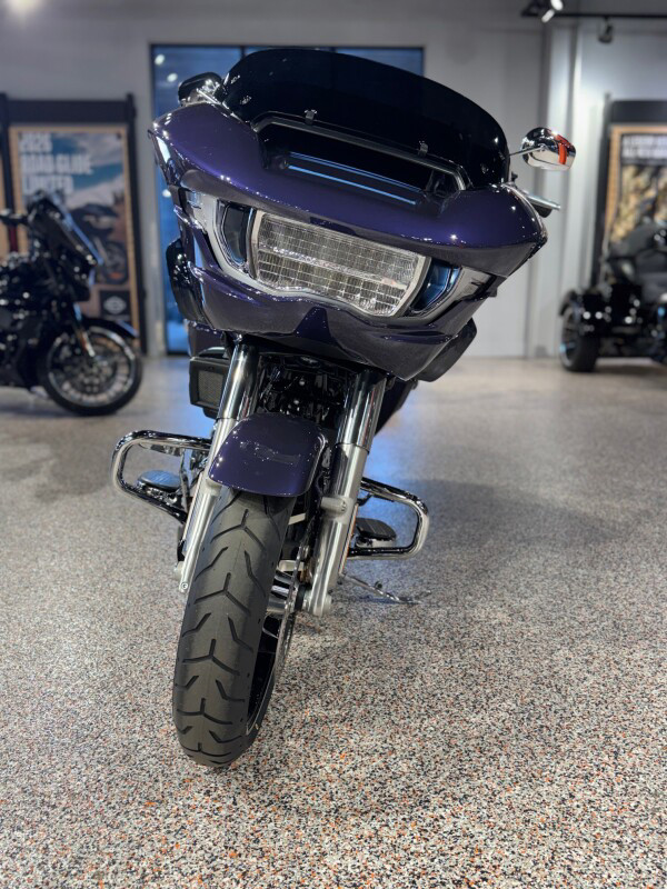 Road Glide®
