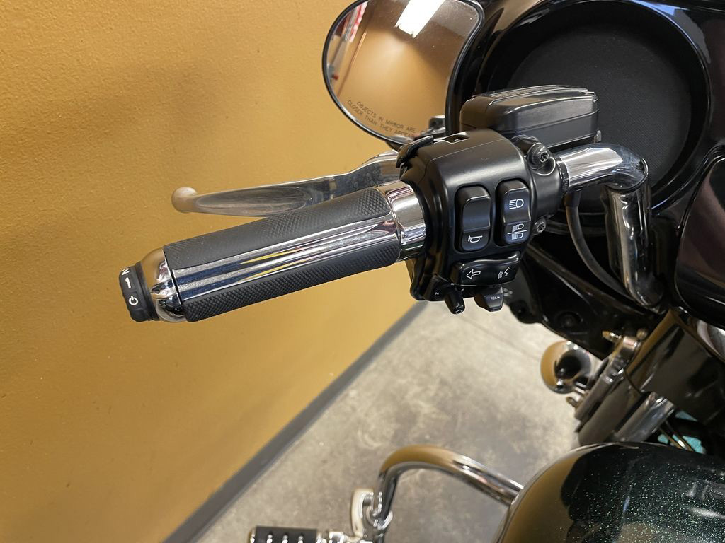Street Glide®