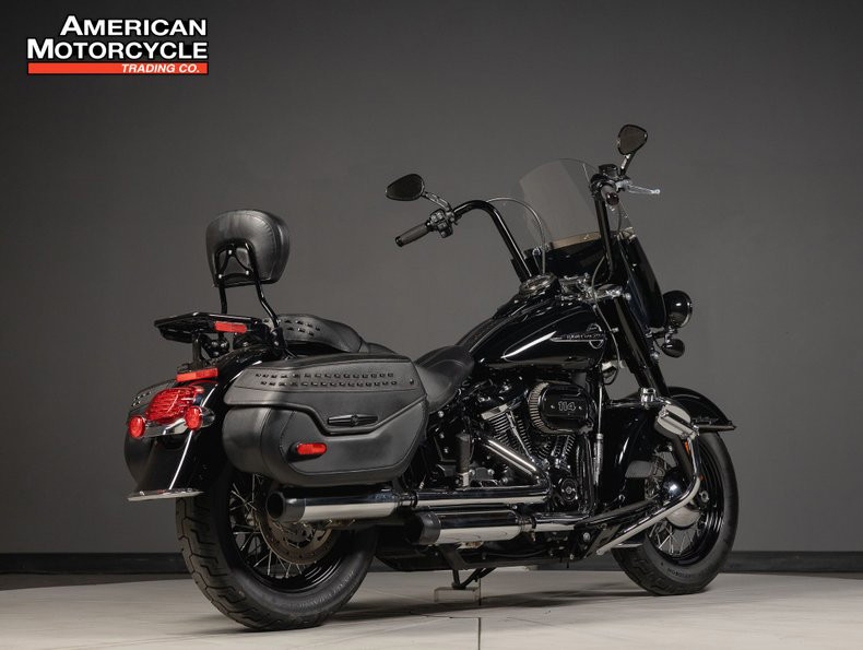 Softail® Heritage Classic 114