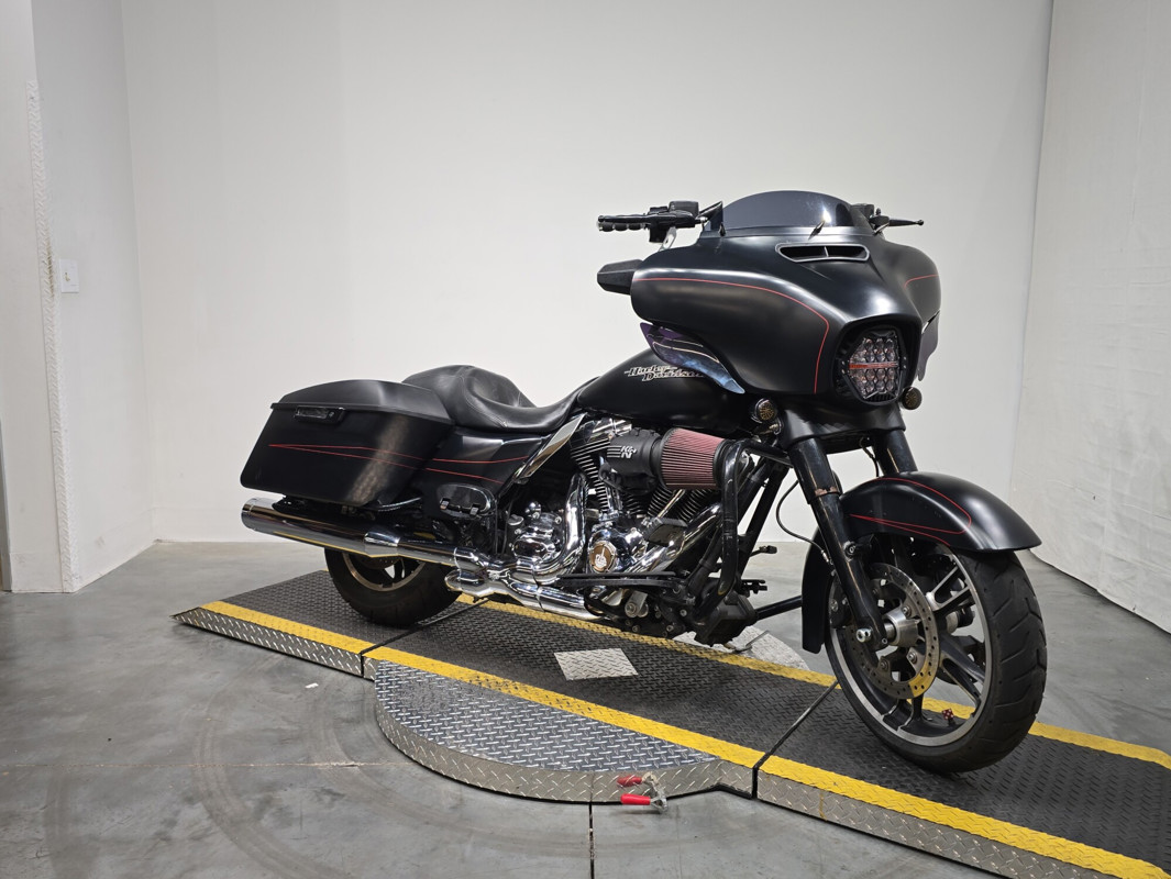 Street Glide® Special