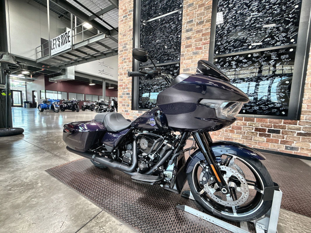Road Glide®