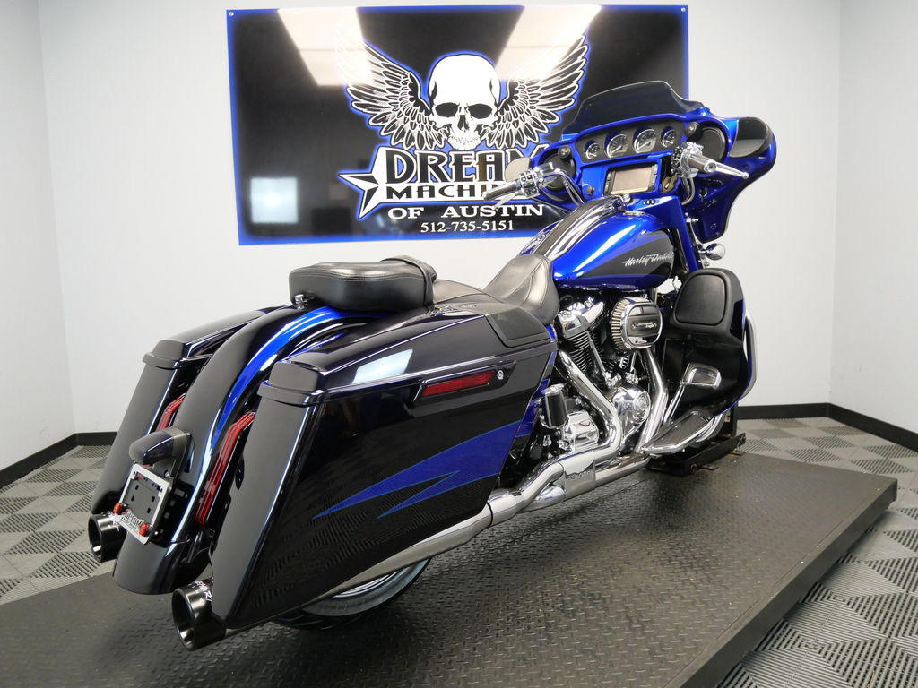 CVO® Street Glide®