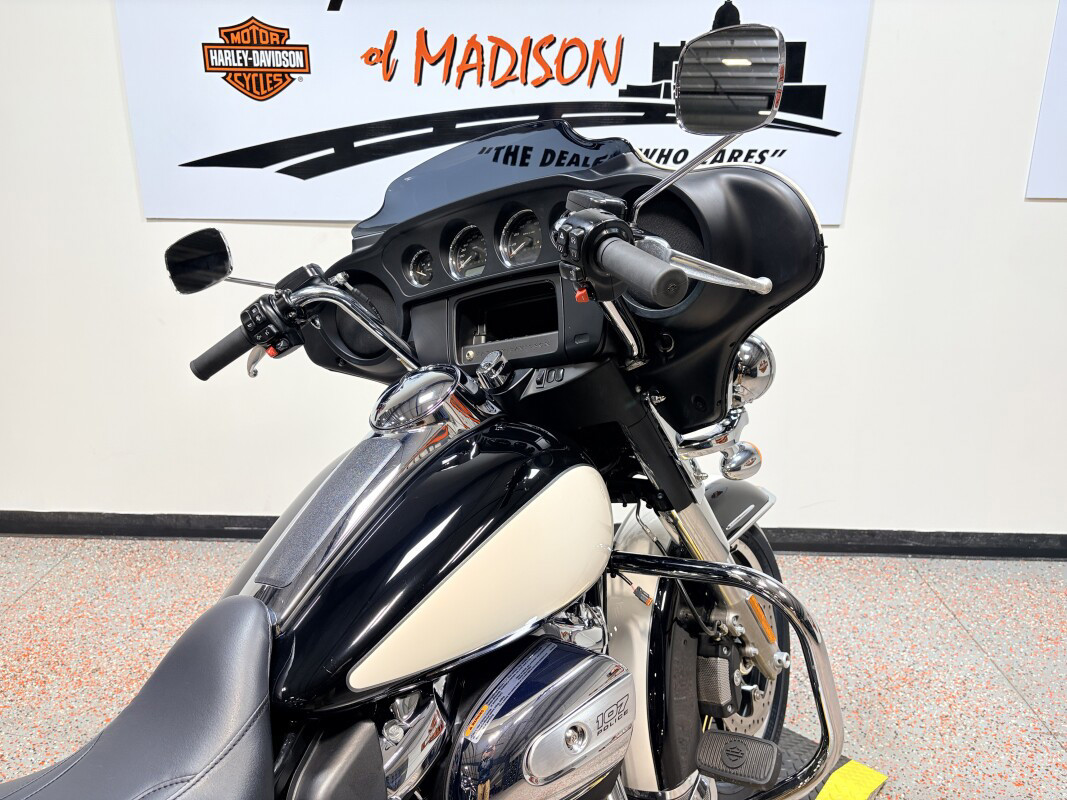 Electra Glide® Police