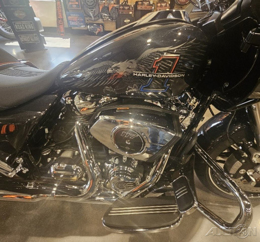 Road Glide®