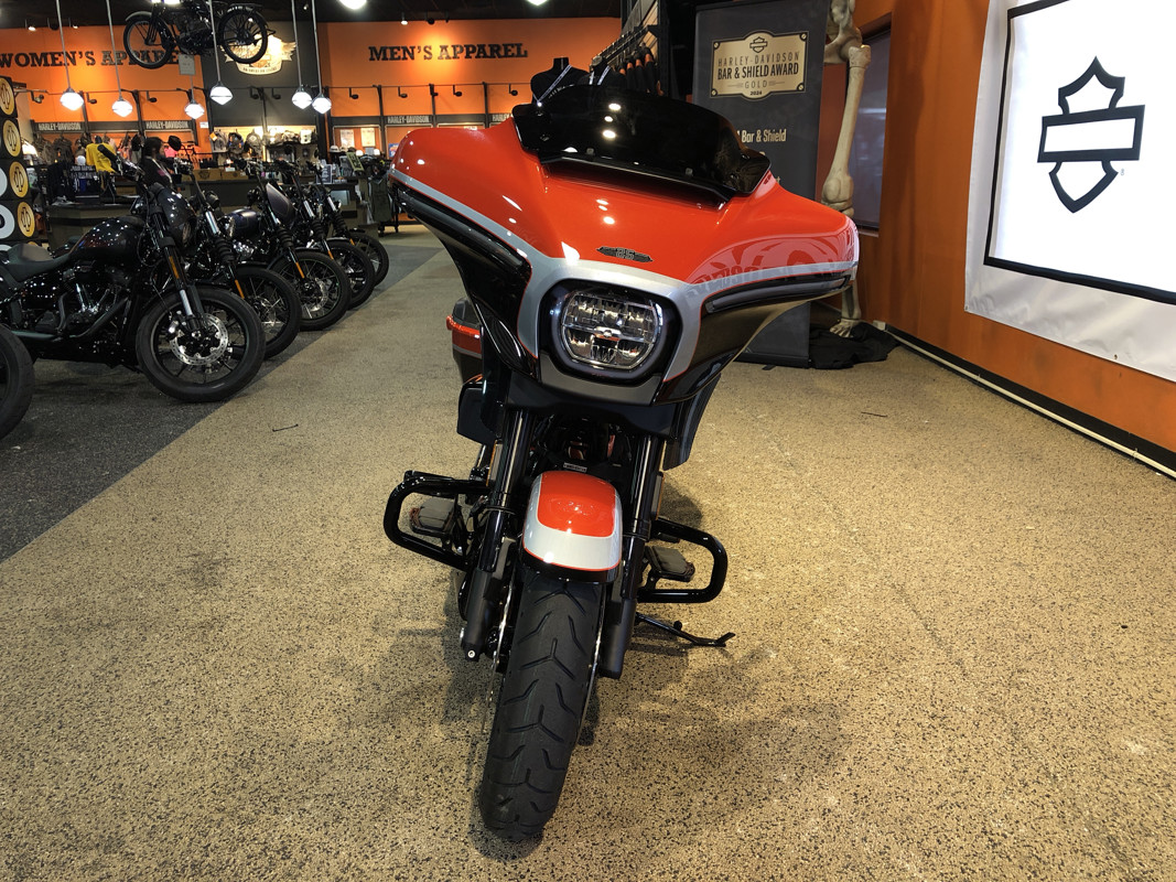 CVO® Street Glide®