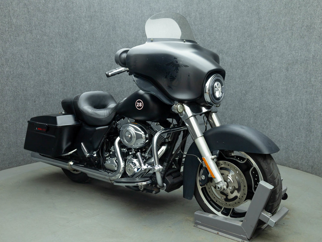 Street Glide®