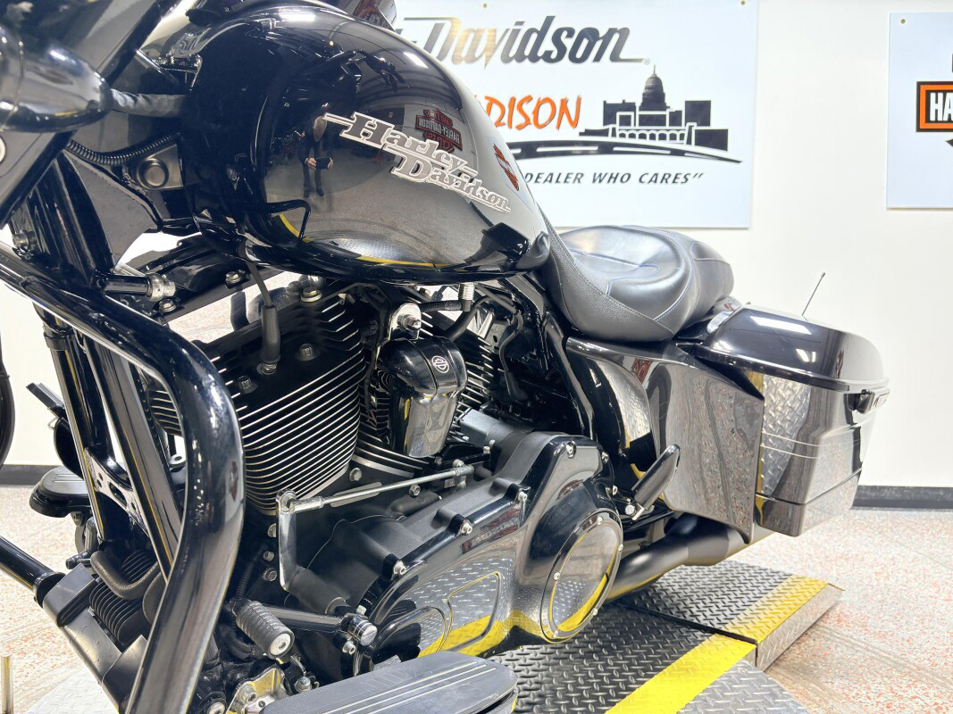 Street Glide® Special