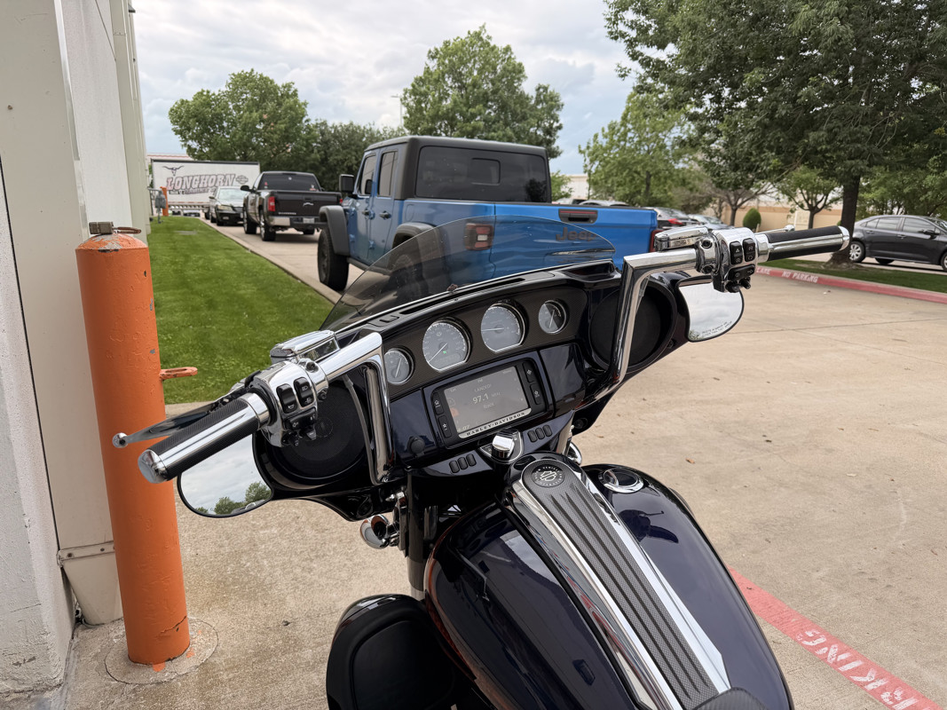 CVO® Street Glide®