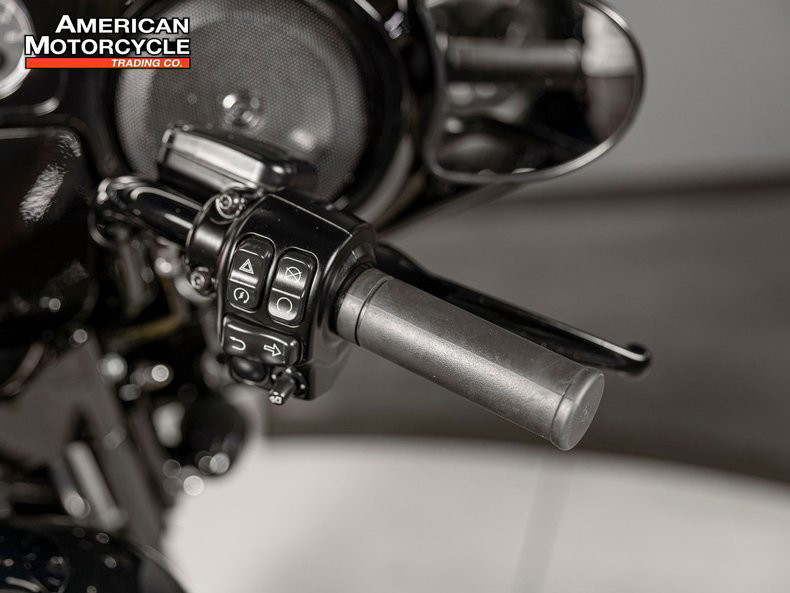 Street Glide® Special