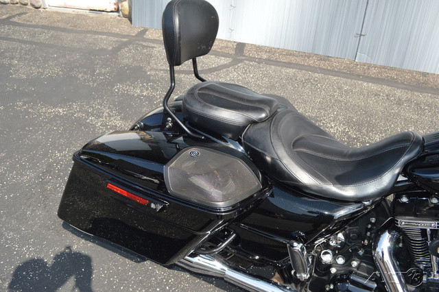 CVO® Street Glide®