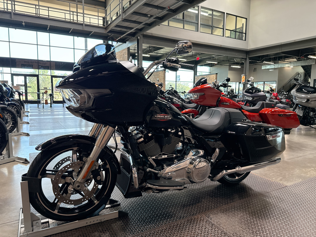Road Glide®