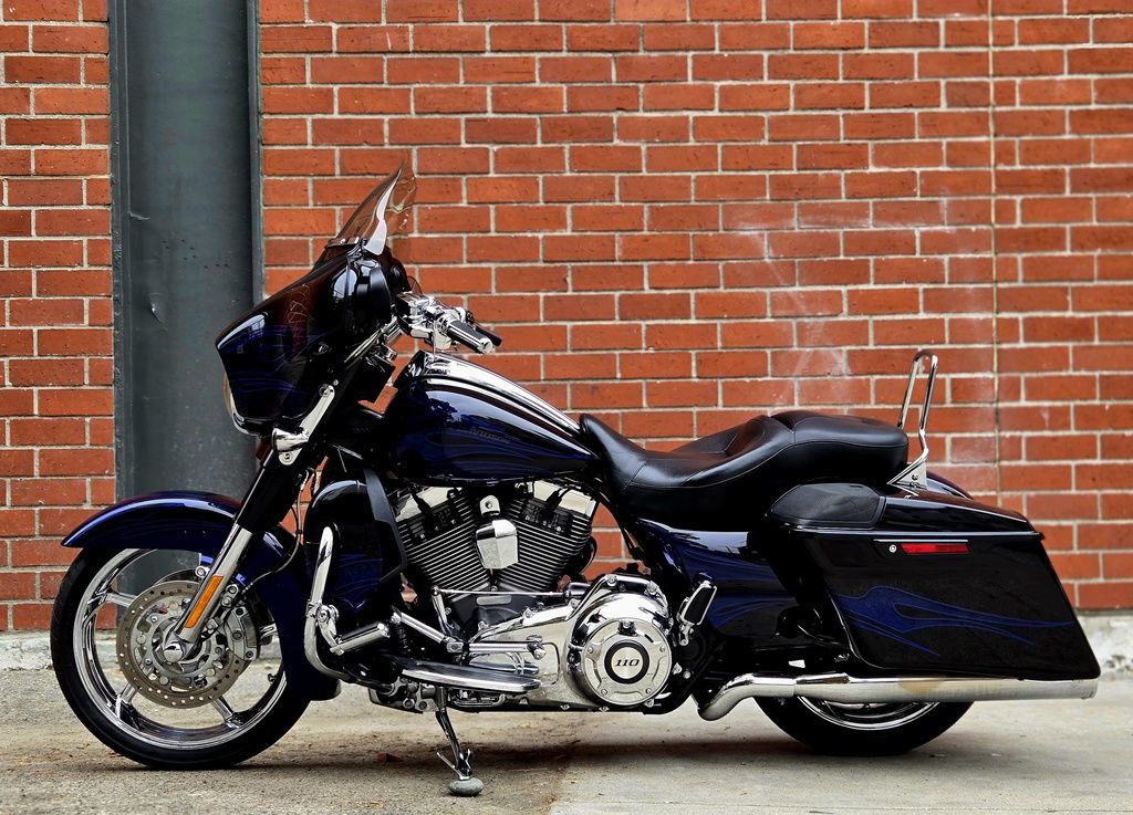 CVO® Street Glide®