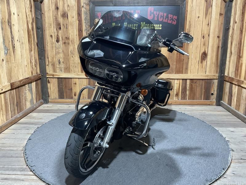 Road Glide®