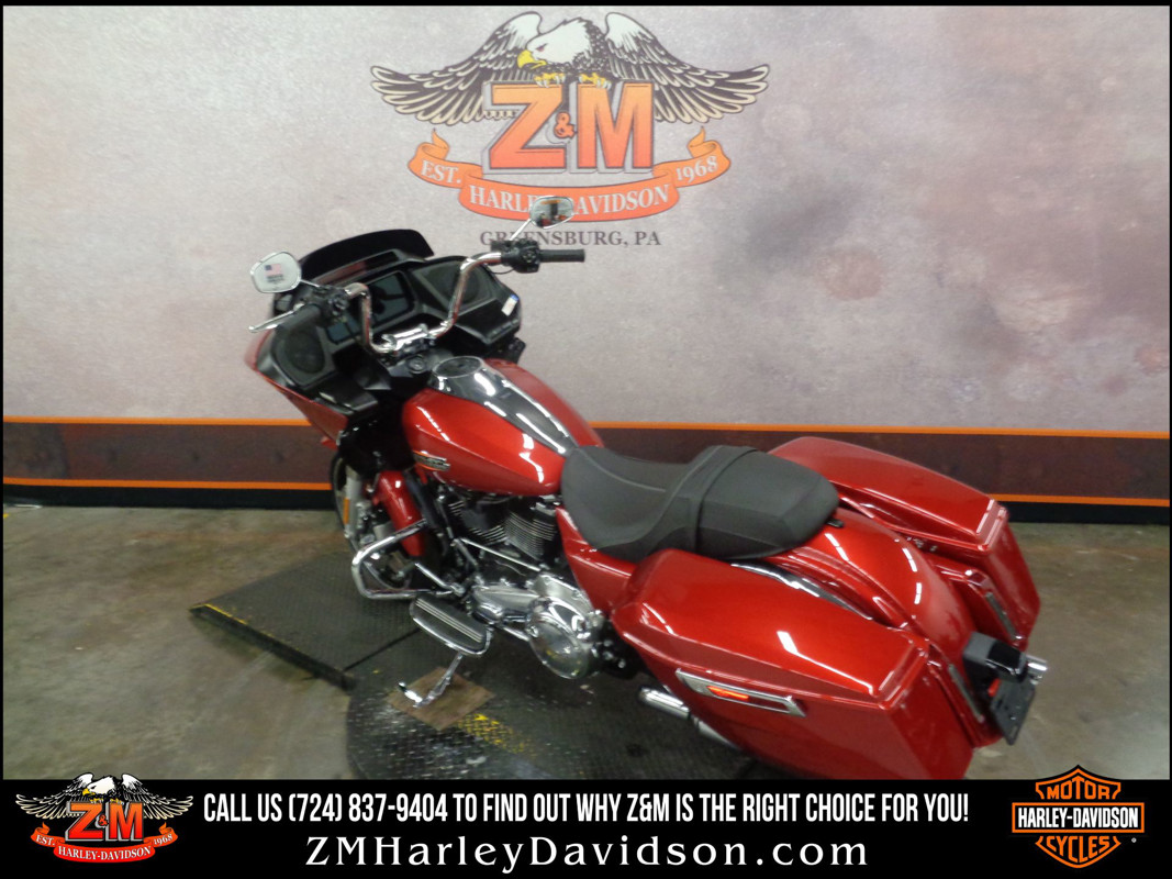 Road Glide®